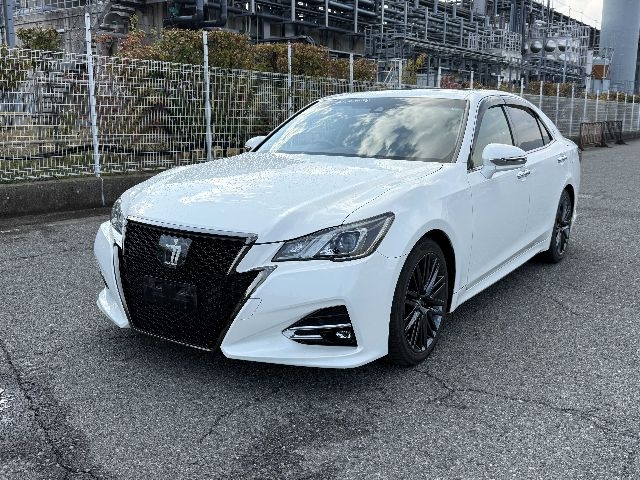 car-img