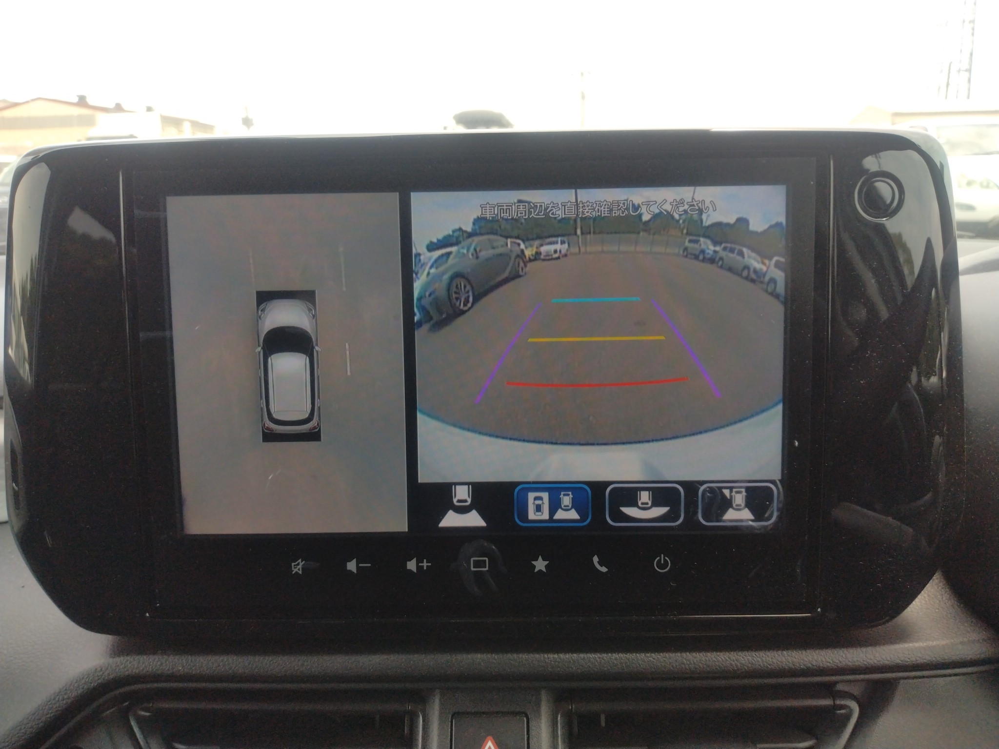 car-img