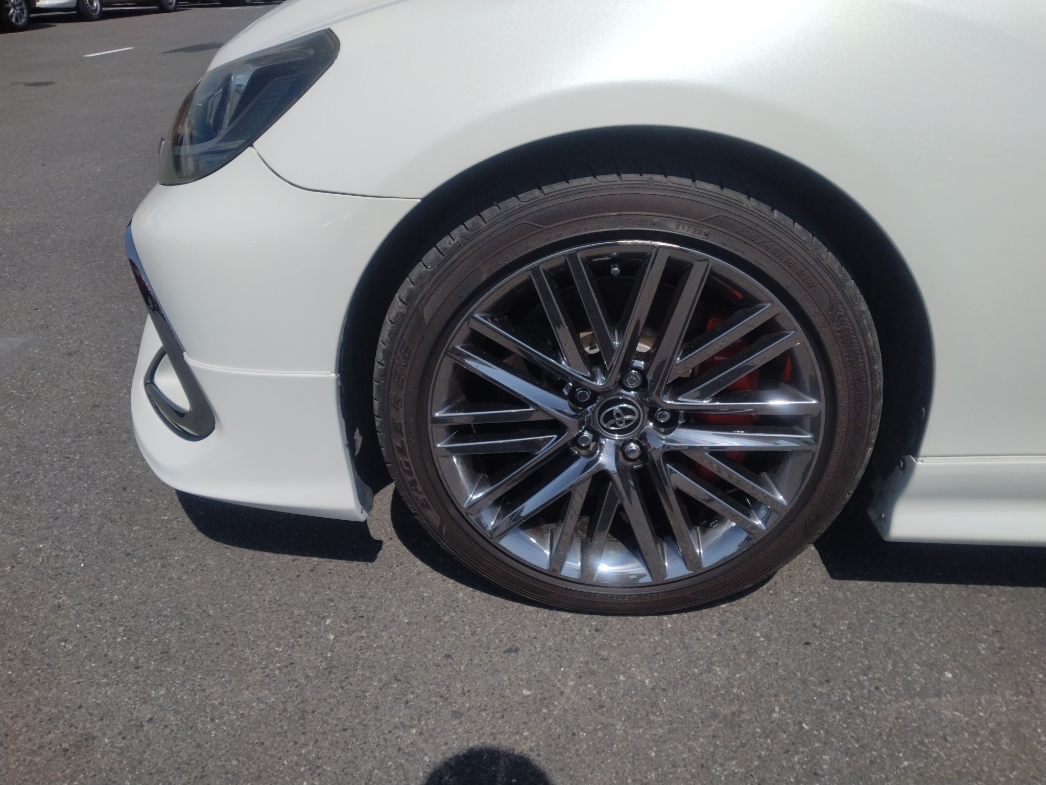 car-img
