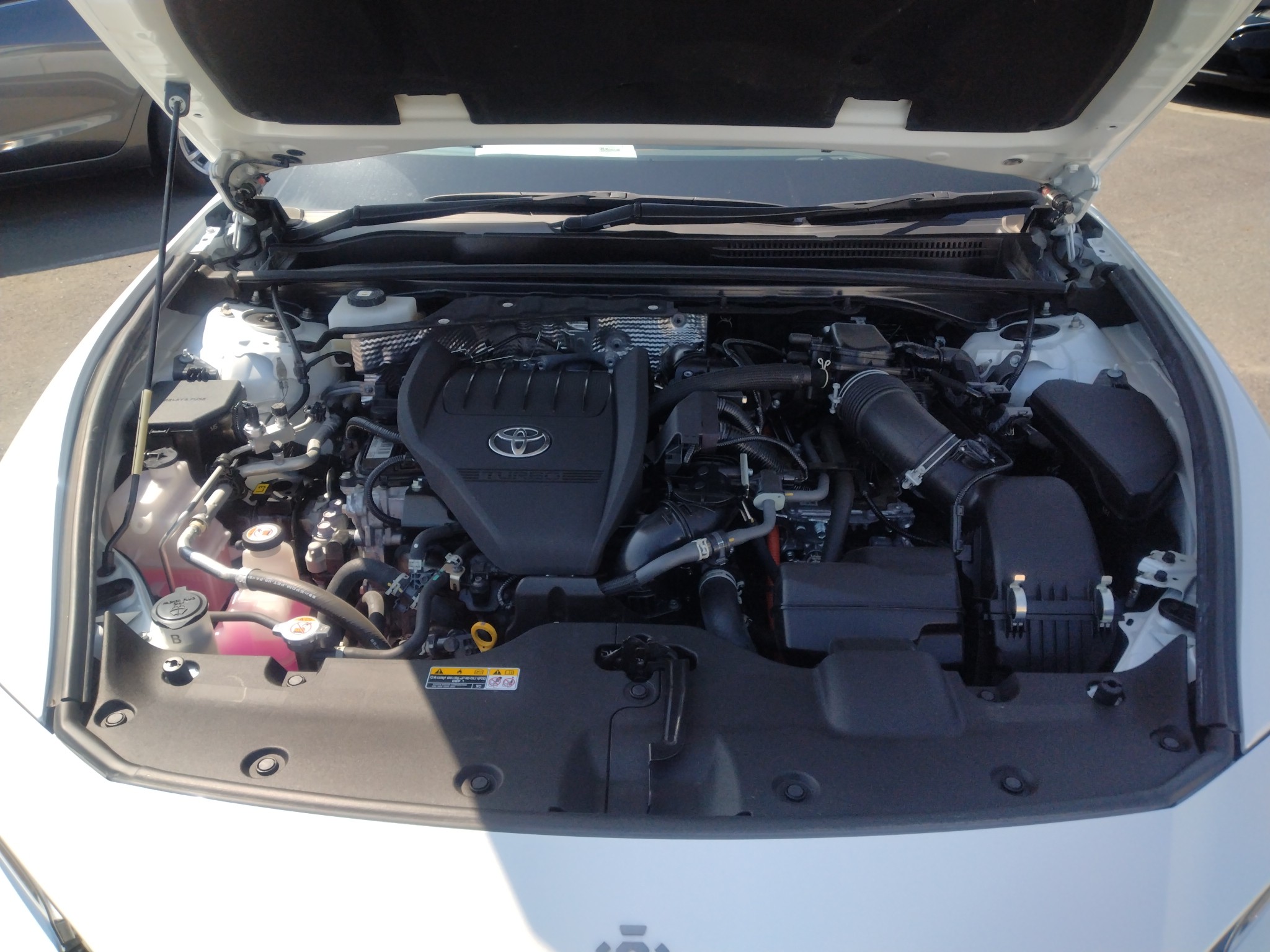 car-img
