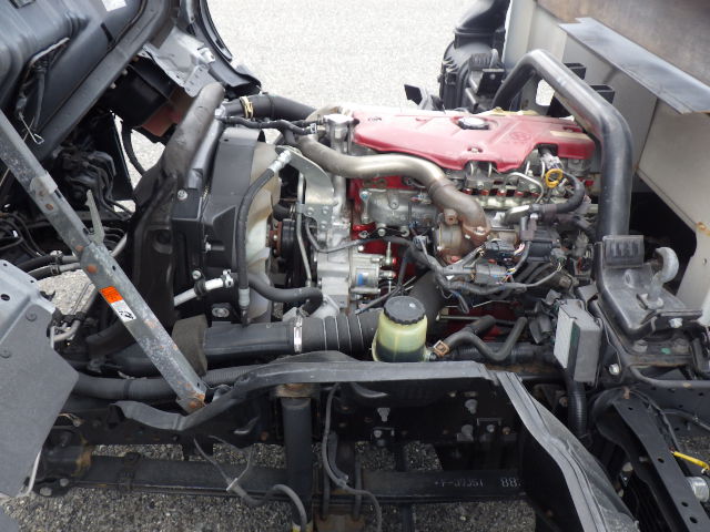 car-img