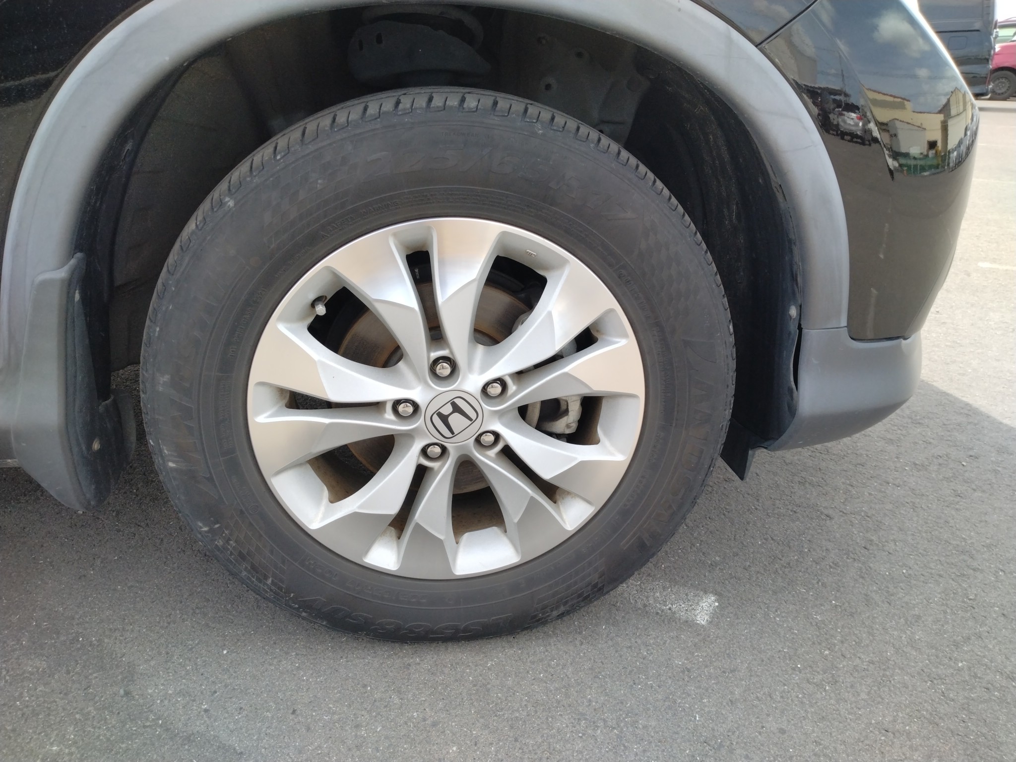 car-img