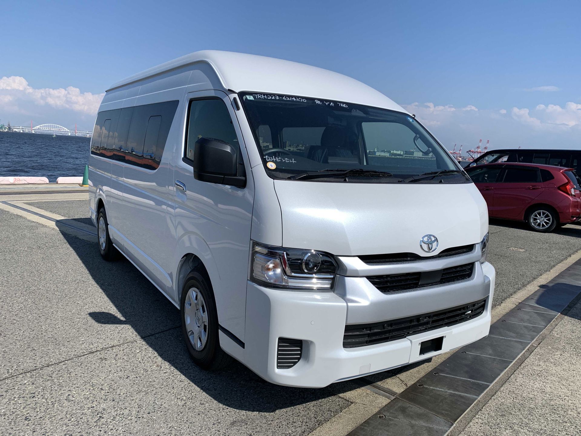 2026 Toyota Hiace Commuter, Super Long GL — YRT Stock